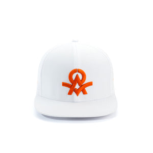 Sweat Out 2.0 Hat with Sunglasses Keeper - Flat White with Orange